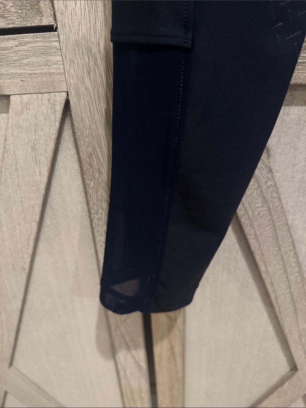 Free Ride Equestrian Women’s Riding Tights Performance with Utility Pockets - Picture 15 of 15